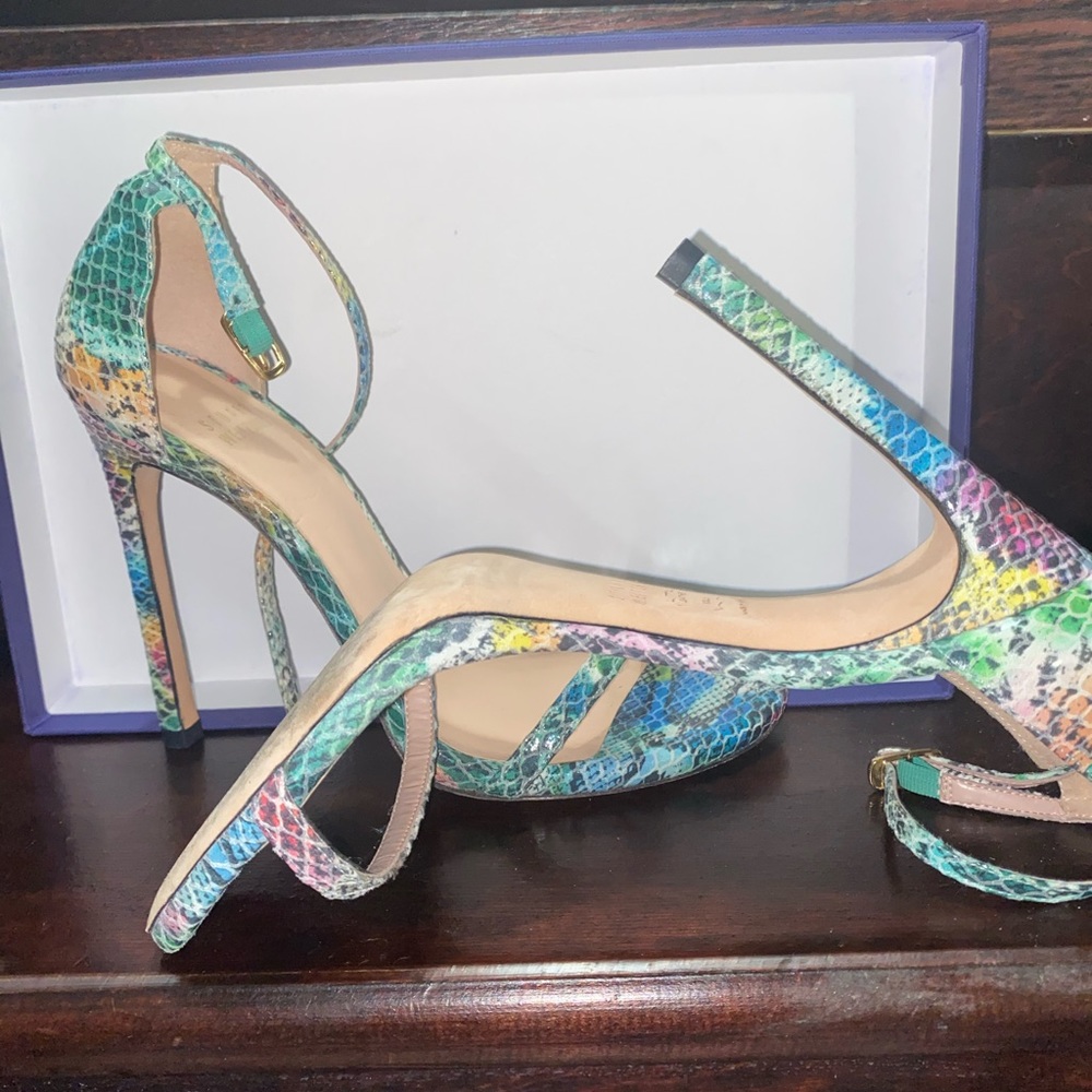 Stuart Weitzman - Nudist Palette Python Patent PW81874 Size 7.5